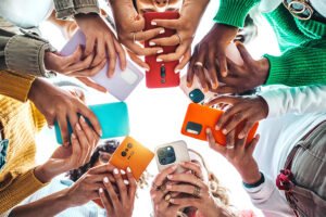 આજના યુવાનોની 10 સૌથી મોટી ભૂલો | Social Media, Mindset, Discipline & Growth Guide